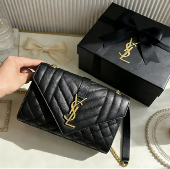 YSL Envelope Quilted Leather Chain Bag - Picture 6 of 6